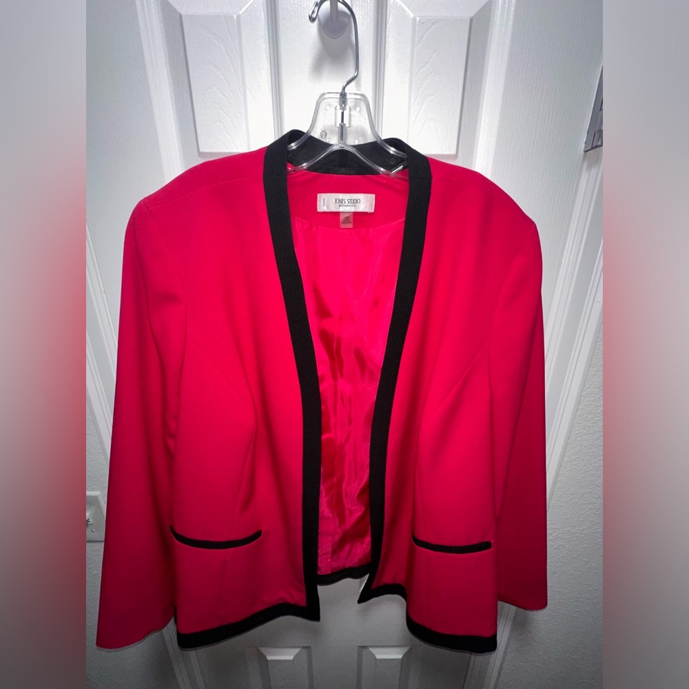 Jones Magenta Jacket